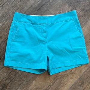 Vineyard Vines Women’s Size‎ 2 Blue Chino Shorts